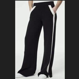 NWOT Spanx Air Essentials Wide Leg Pants Black with White Trim